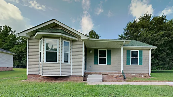 $1,500 | 757 Spees Drive, Clarksville, TN 37042