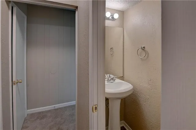 $109,900 | 11605 Richmond Avenue, Kansas City, MO 64134