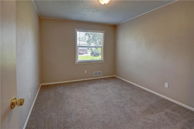 $109,900 | 11605 Richmond Avenue, Kansas City, MO 64134