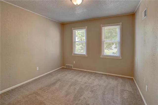 $109,900 | 11605 Richmond Avenue, Kansas City, MO 64134