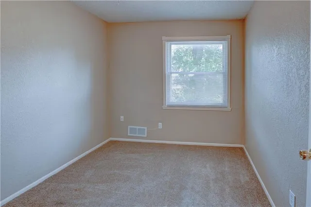 $109,900 | 11605 Richmond Avenue, Kansas City, MO 64134