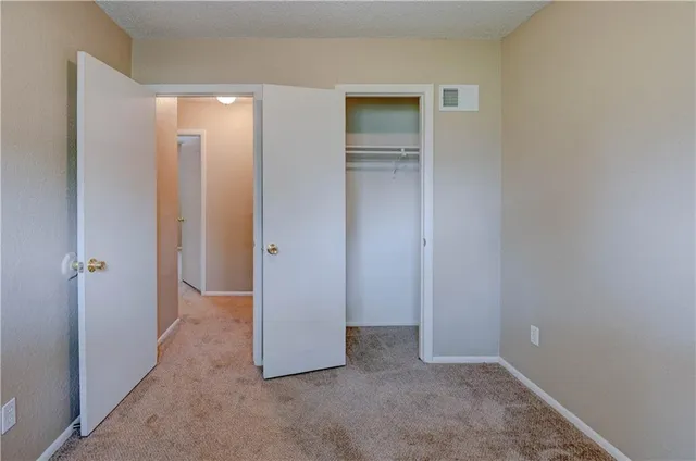 $109,900 | 11605 Richmond Avenue, Kansas City, MO 64134