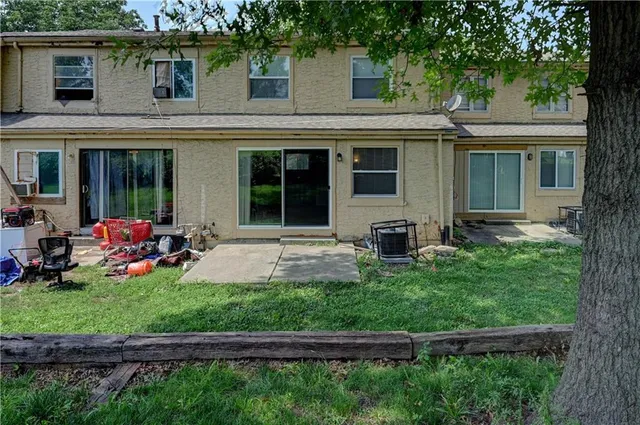 $109,900 | 11605 Richmond Avenue, Kansas City, MO 64134