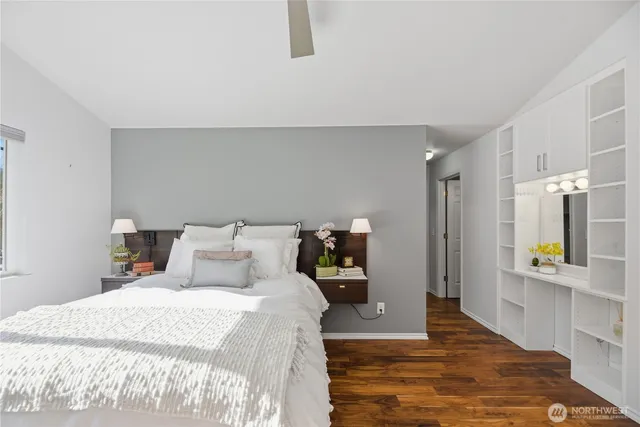 $709,950 | 860 2nd Avenue Northwest, Unit 860, Issaquah, WA 98027