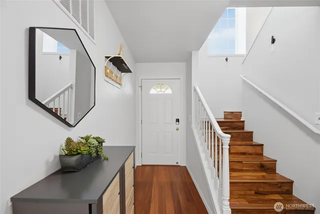 $709,950 | 860 2nd Avenue Northwest, Unit 860, Issaquah, WA 98027