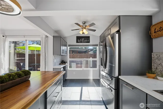 $709,950 | 860 2nd Avenue Northwest, Unit 860, Issaquah, WA 98027