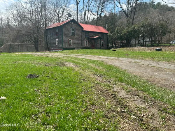 $89,900 | 919 Bradford Hill Road, Crown Point, NY 12928