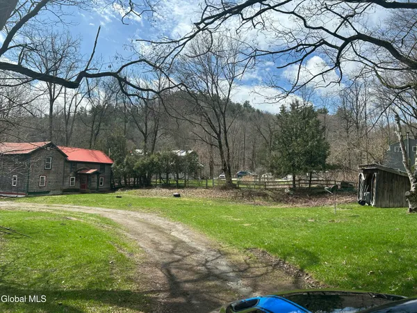 $89,900 | 919 Bradford Hill Road, Crown Point, NY 12928