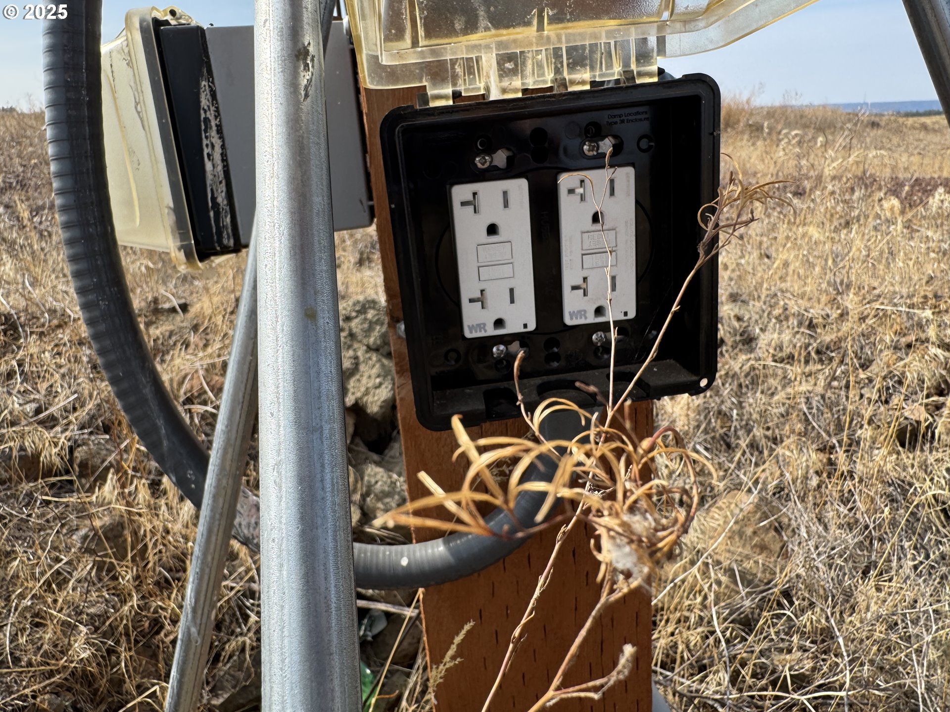 50 Lipo Road Centerville, WA 98613 - Photo 25 of 36 a front view of a house with chairs