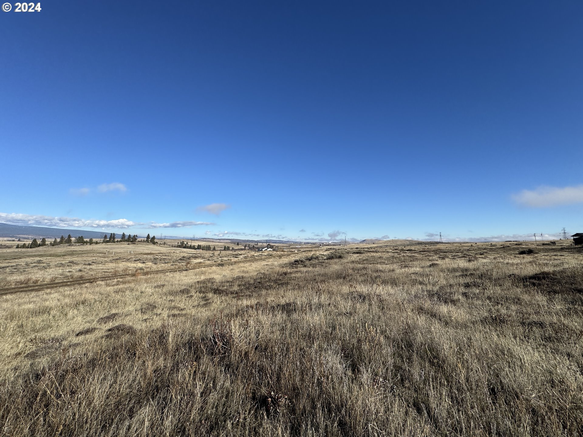 50 Lipo Road Centerville, WA 98613 - Photo 10 of 36 a view of an ocean beach