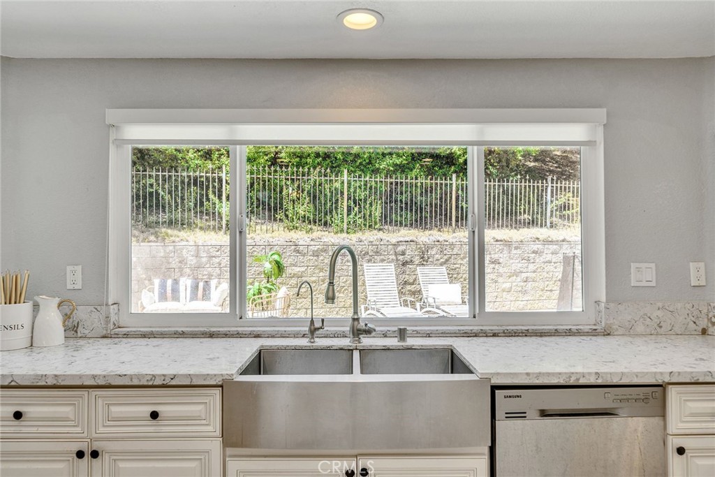 20951 Stoddard Wells Road Walnut, CA 91789 - Photo 13 of 37