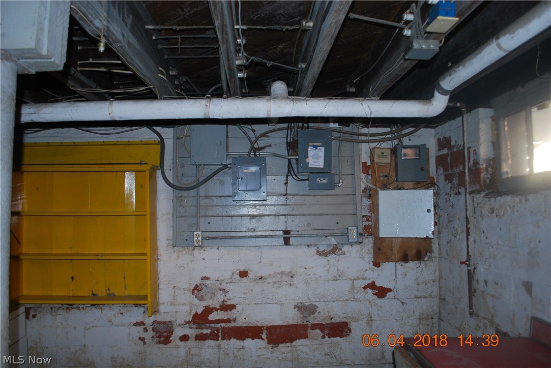 2133 Stillman Road Cleveland, OH 44118 - Photo 23 of 34 Gallery Image 23