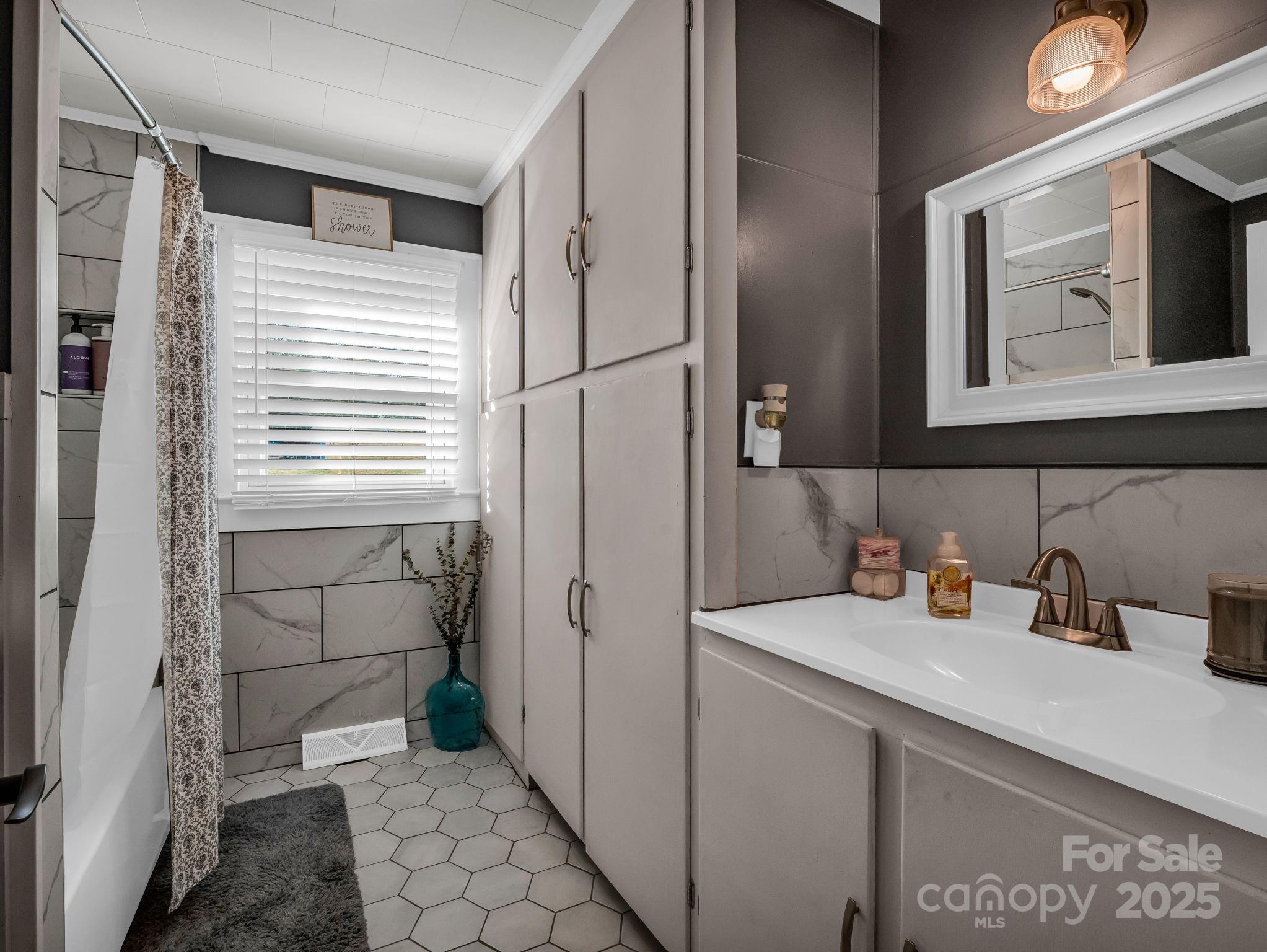 2401 Hudlow Road Forest City, NC 28043 - Photo 24 of 36 Gallery Image 24