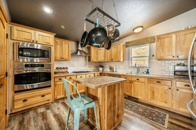 521 Cat Creek Road Sheridan, WY 82801 - Photo 42 of 76 050_dsc_9271-hdr-edit_275