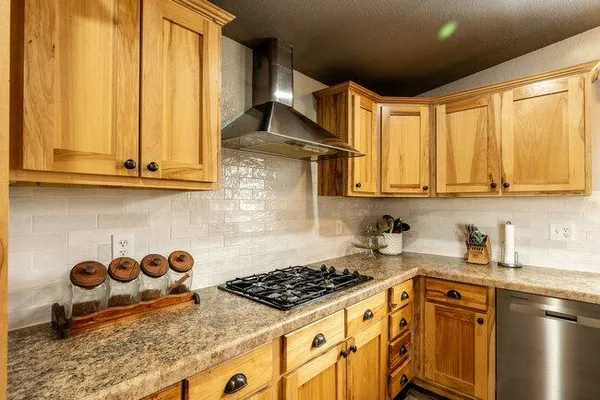 $955,000 | 521 Cat Creek Road, Sheridan, WY 82801