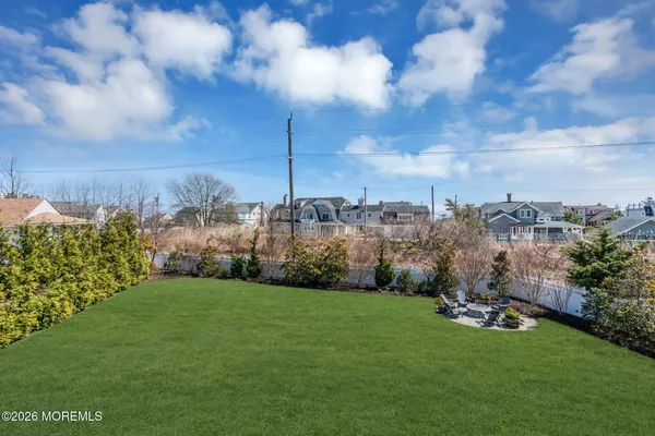 $2,499,000 | 5 Riverdale Avenue, Monmouth Beach, NJ 07750