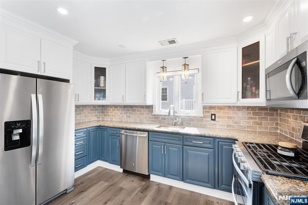 33 Beverly Road West Caldwell, NJ 07006 - Photo 9 of 37 Gallery Image 9