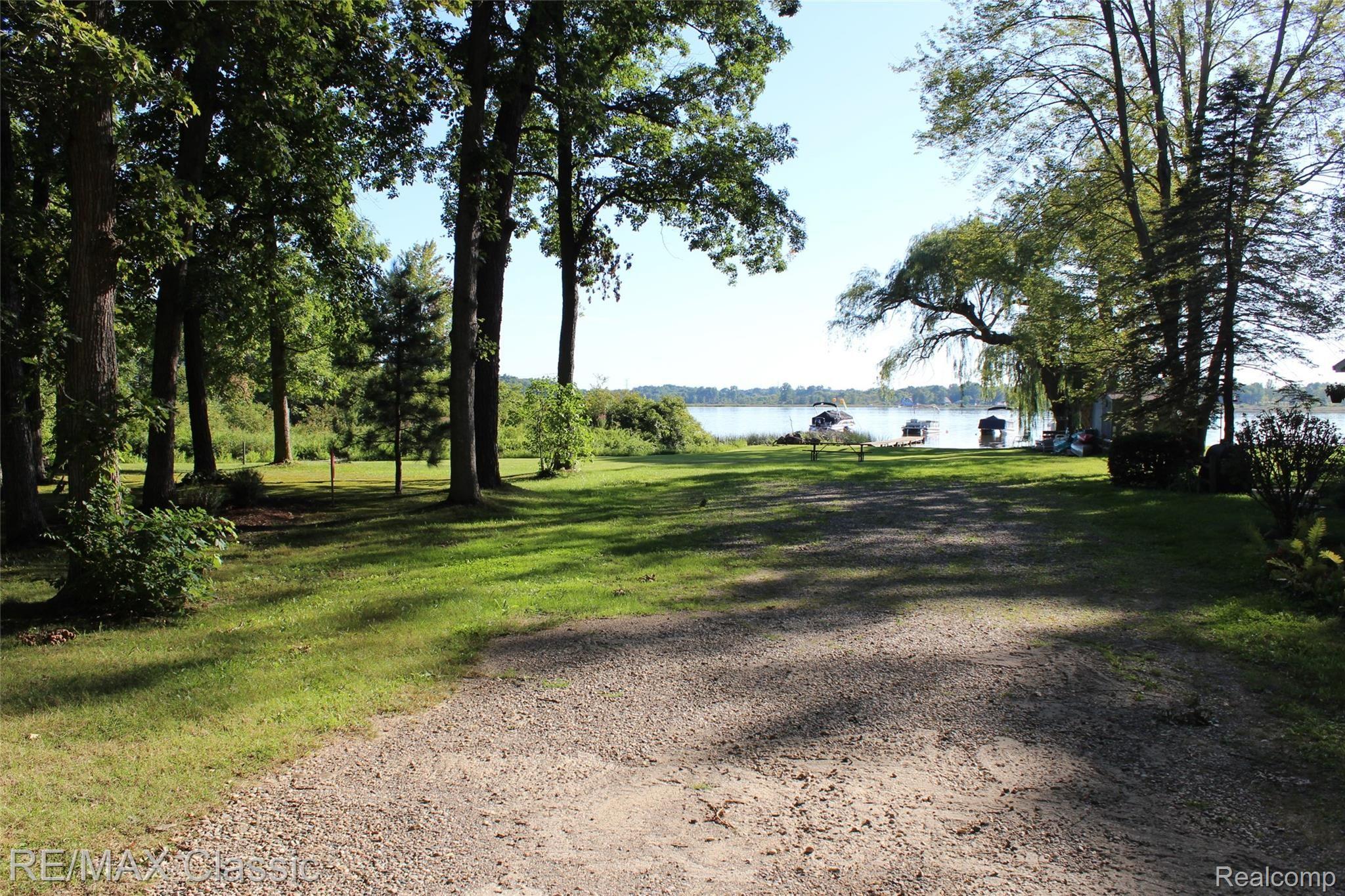 5153 Joslin Lake Road Gregory, MI 48137 - Photo 29 of 39 IMG_9182.JPG