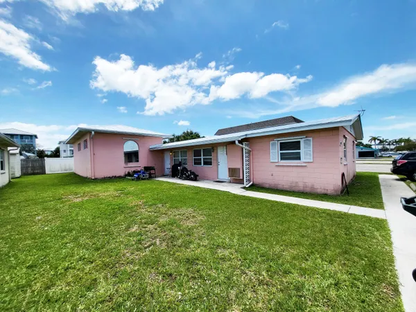 $1,550 | 1169 Seaway Drive, Unit A, Fort Pierce, FL 34949