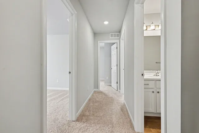 $319,900 | 58640 Swenson Street, Mattawan, MI 49071