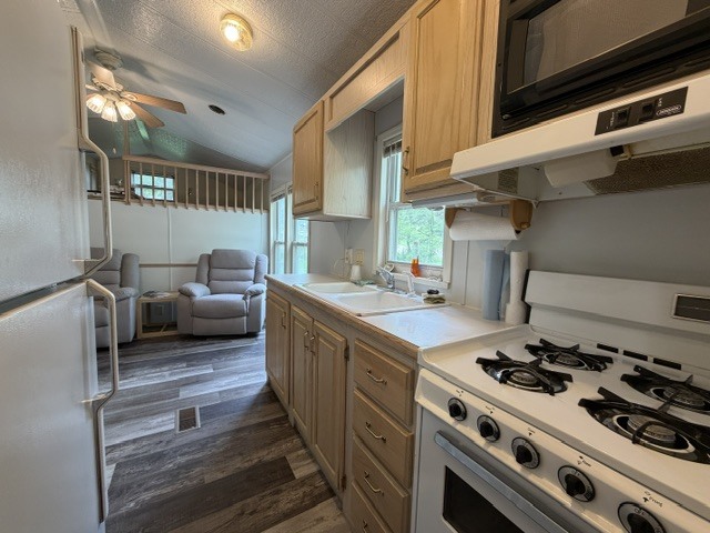 2795 East 28th Road Marseilles, IL 61341 - Photo 8 of 65