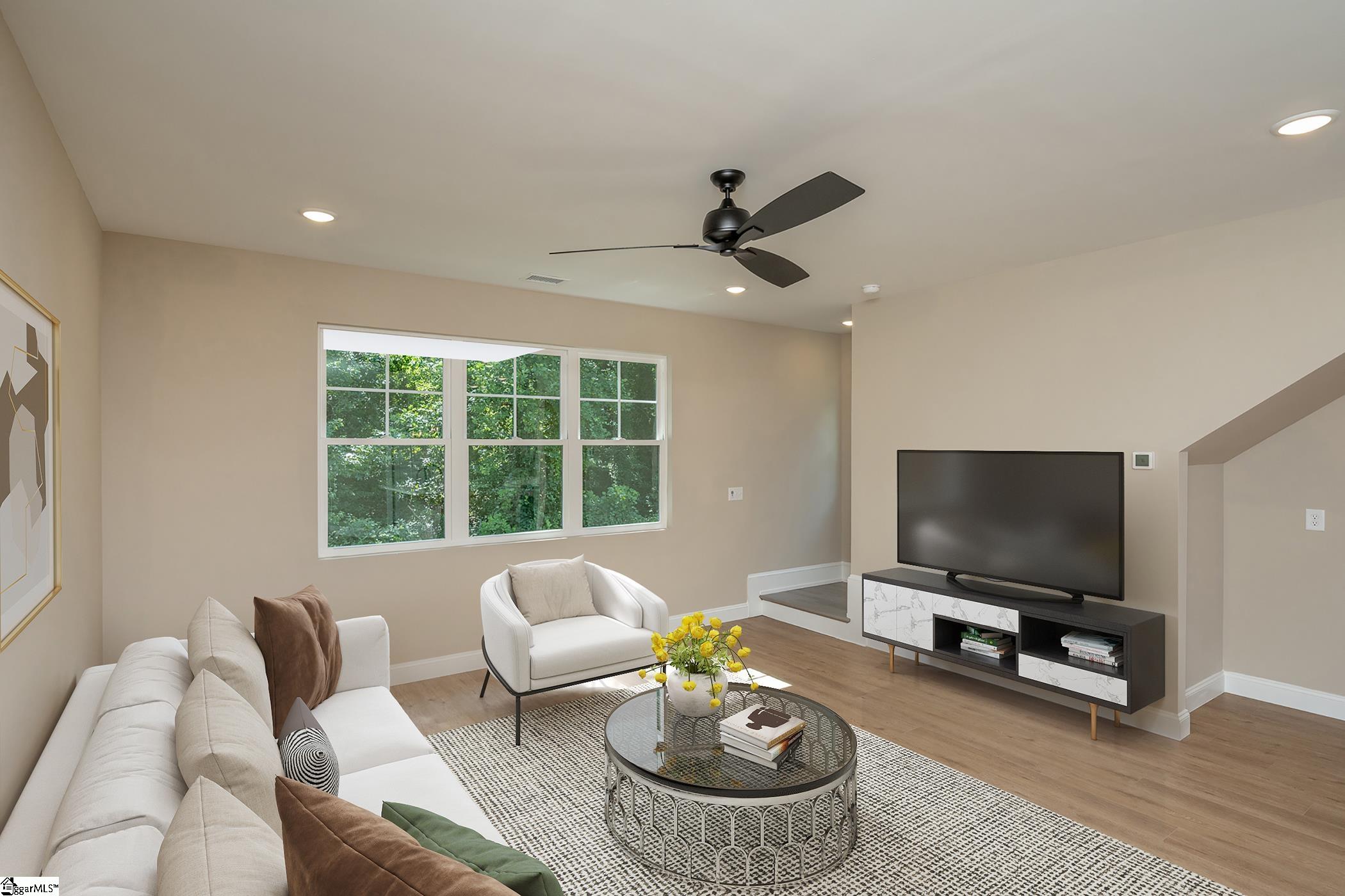 107 Elcon Drive Greer, SC 29650 - Photo 3 of 23