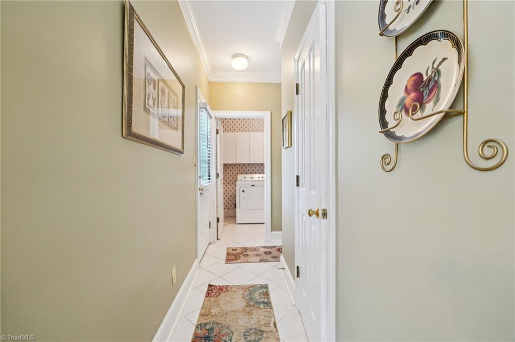 3833 Wesseck Drive High Point, NC 27265 - Photo 26 of 50 Hallway to laundry space