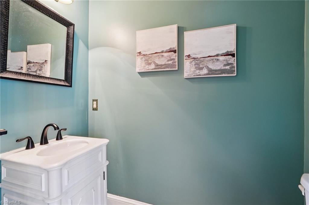 3833 Wesseck Drive High Point, NC 27265 - Photo 28 of 50 Main level Powder room!
