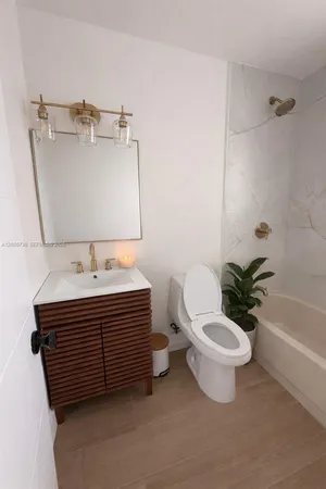 $3,600 | 12344 Southwest 94th Lane, Unit 1, Miami, FL 33186