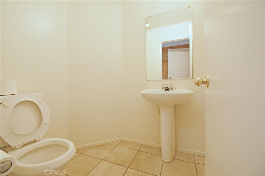 274 Settlers Road Upland, CA 91786 - Photo 12 of 23