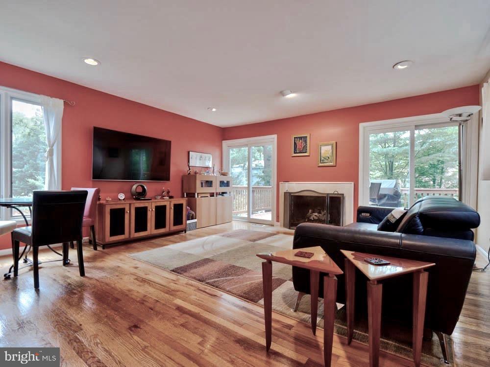 6832 Chelsea Road McLean, VA 22101 - Photo 3 of 14
