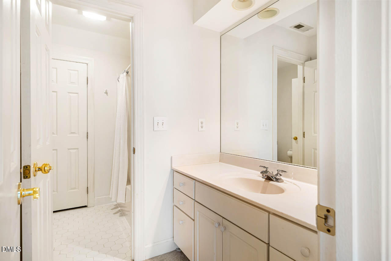 3711 Linden Road Durham, NC 27705 - Photo 33 of 52