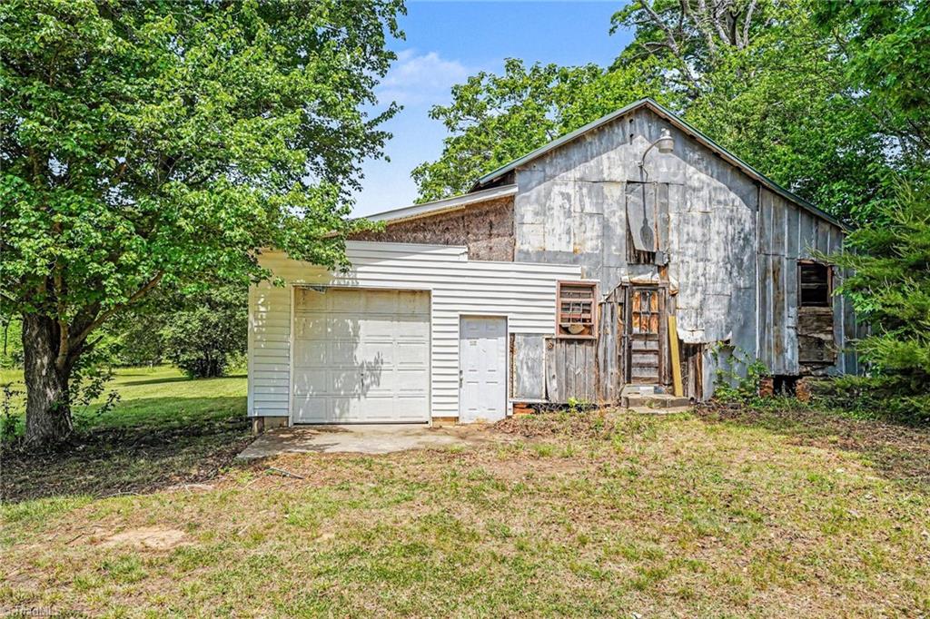 8124 East Harrell Road Oak Ridge, NC 27310 - Photo 36 of 43