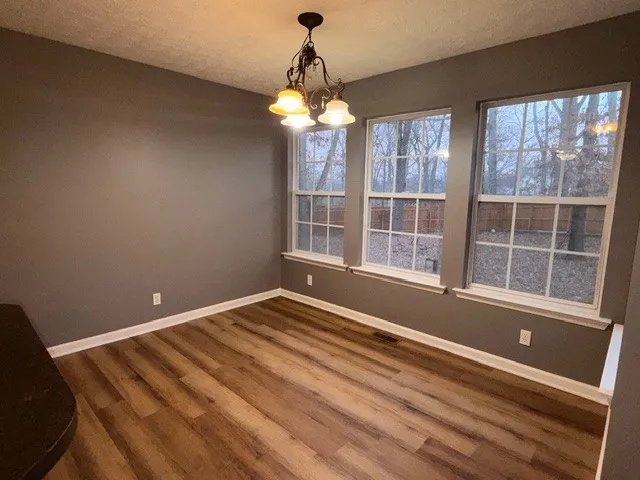 $2,300 | 103 Blackfoot Court, White House, TN 37188