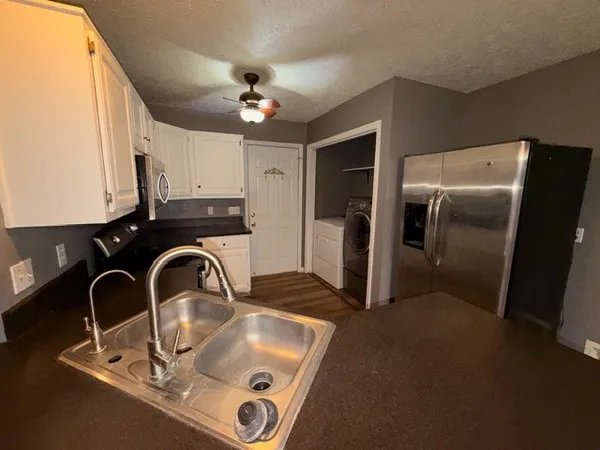 $2,050 | 103 Blackfoot Court, White House, TN 37188