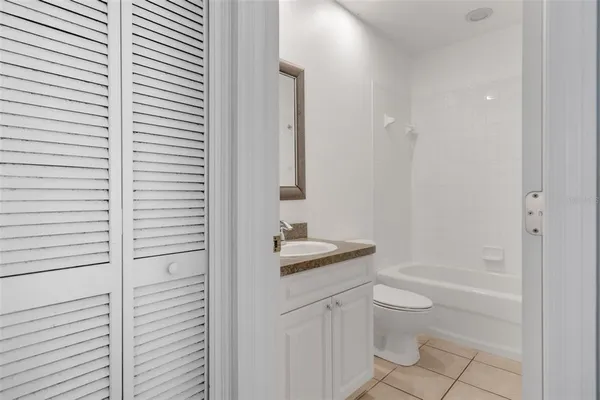 $285,000 | 1400 Water View Drive West, Unit 202, Largo, FL 33771