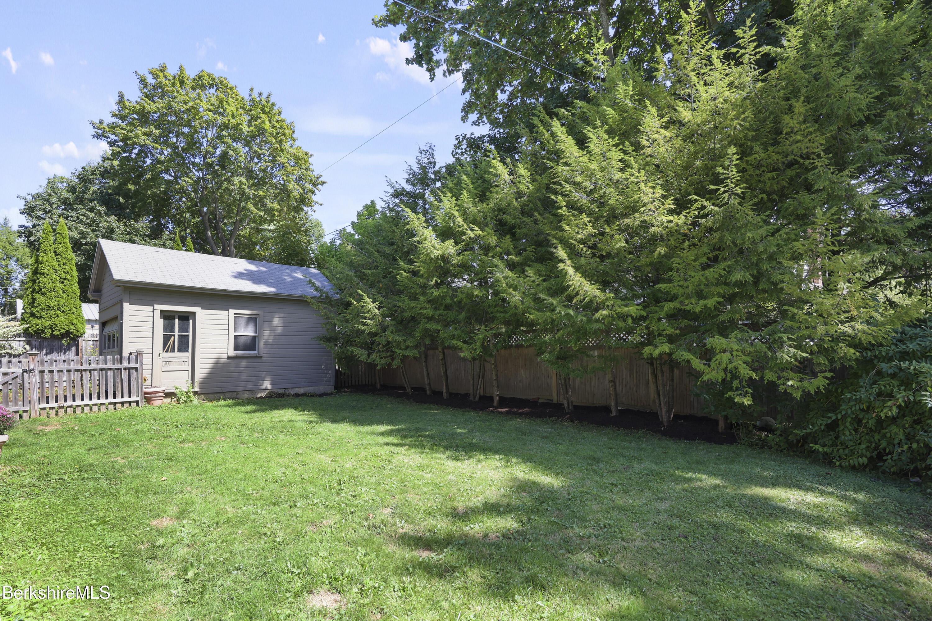 39 Lexington Parkway Pittsfield, MA 01201 - Photo 40 of 48 a view of a house with a yard