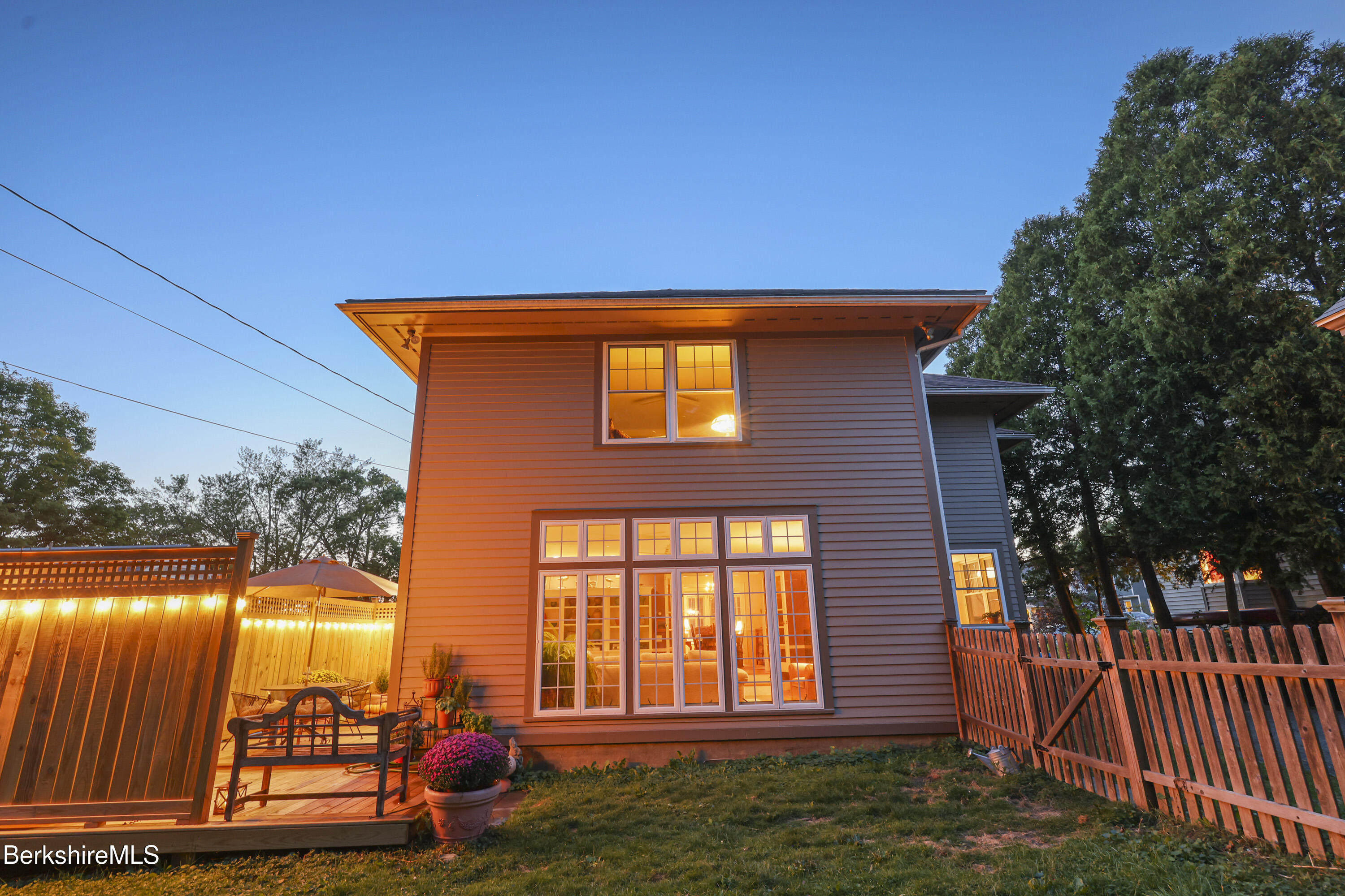 39 Lexington Parkway Pittsfield, MA 01201 - Photo 45 of 48 a view of a house with a backyard