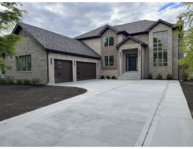 7234 Roxbury Court Long Grove, IL 60060 - Photo 1 of 34 front view of a house with a yard
