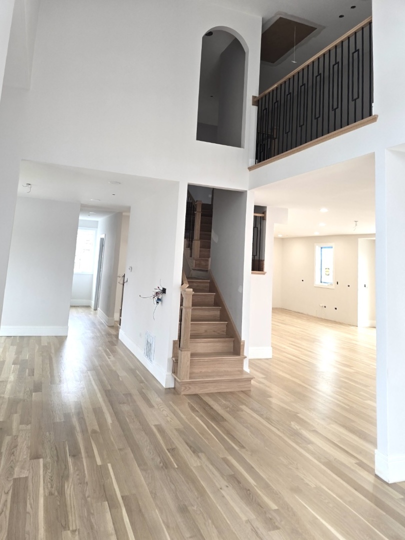 7234 Roxbury Court Long Grove, IL 60060 - Photo 20 of 34 a view interior of a house with wooden floor