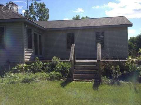 1428 Bone Road Fenton, MI 48430 - Photo 12 of 12 20404562-11.JPG