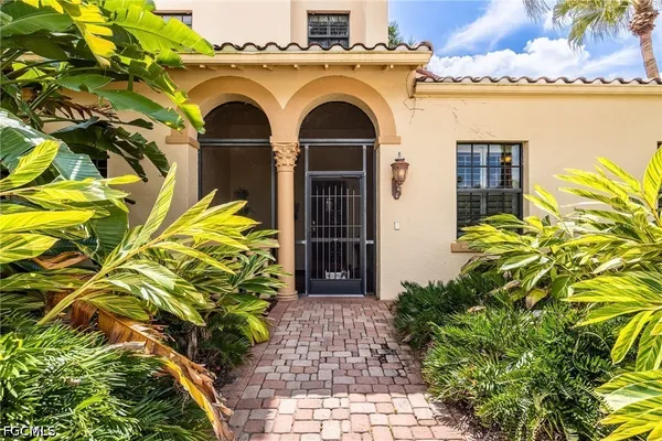 $7,900,000 | 16100 North River Road, Alva, FL 33920