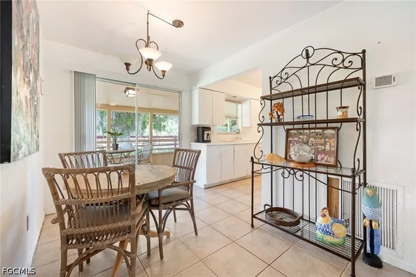 $7,900,000 | 16100 North River Road, Alva, FL 33920