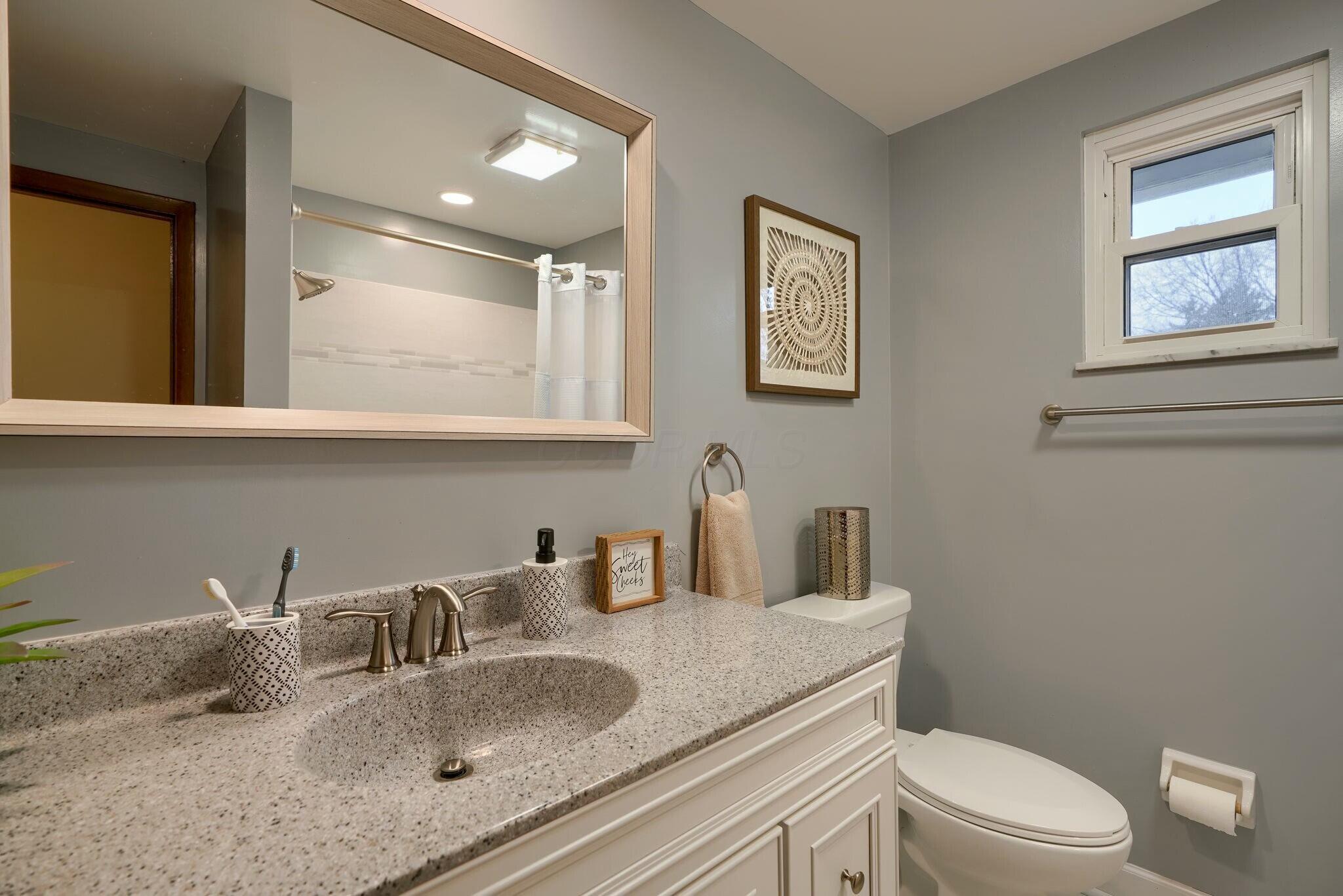 239 Dunbarton Road Columbus, OH 43230 - Photo 32 of 51 2nd Full Bath, recently updated