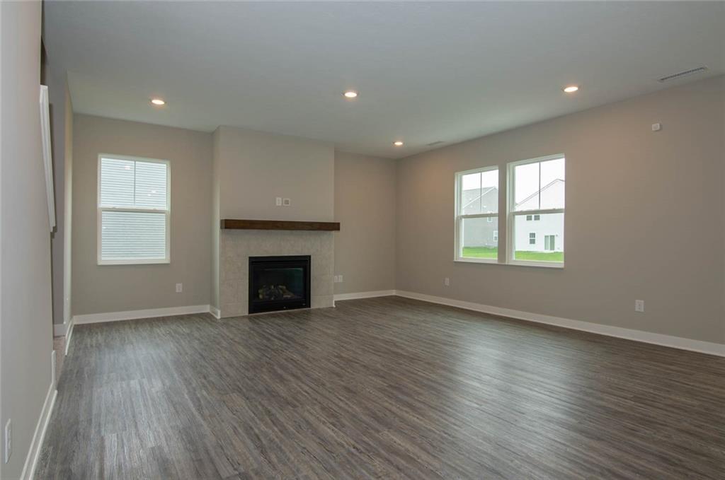 9492 Crossfield Road Avon, IN 46123 - Photo 11 of 25