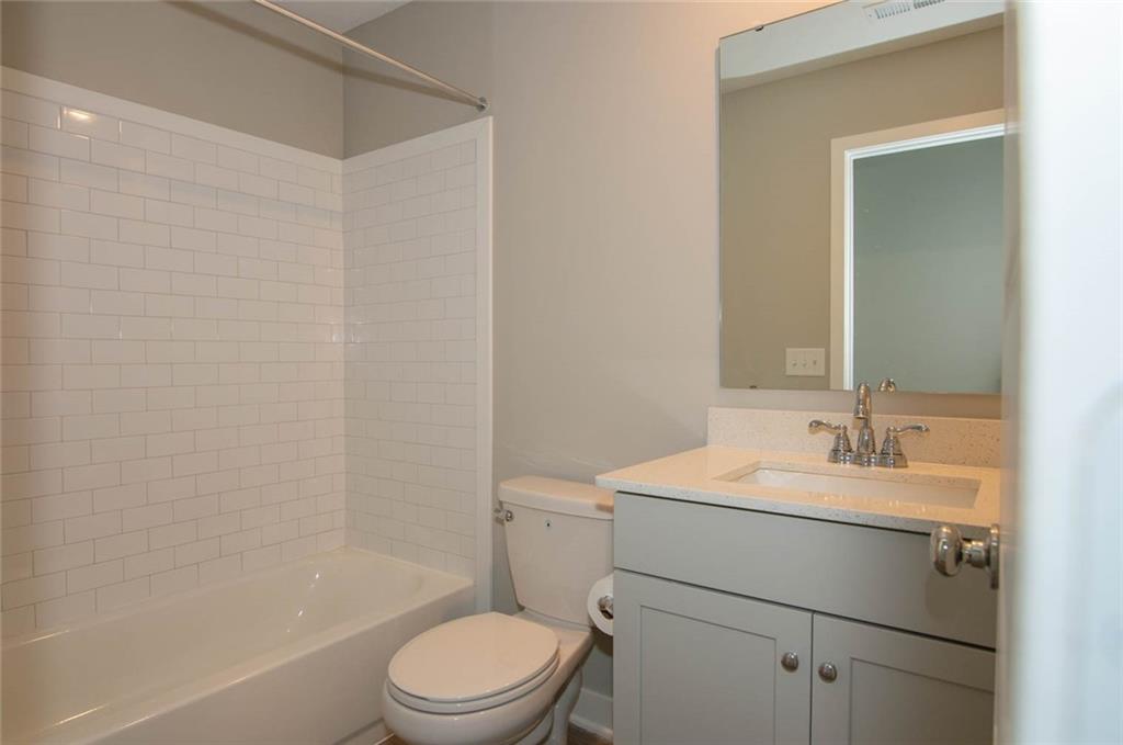 9492 Crossfield Road Avon, IN 46123 - Photo 7 of 25