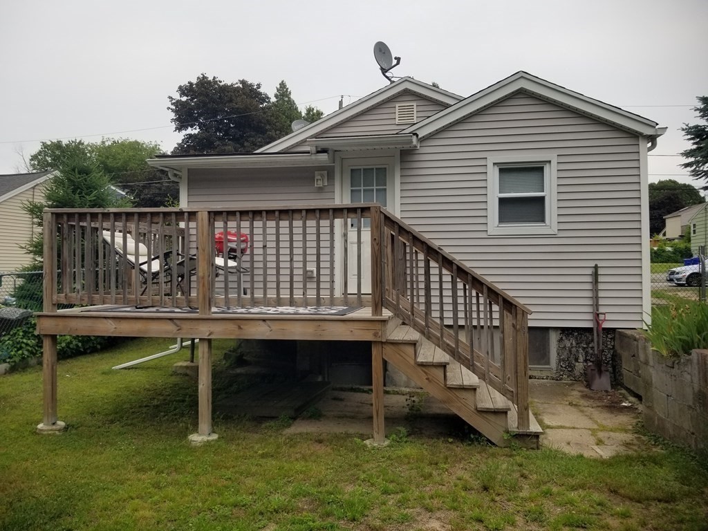 19 Arbor Road Holbrook, MA 02343 - Photo 3 of 9 Gallery Image 3