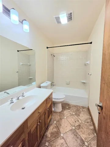 $2,800 | 9506 Schmidt Lane, Manor, TX 78653