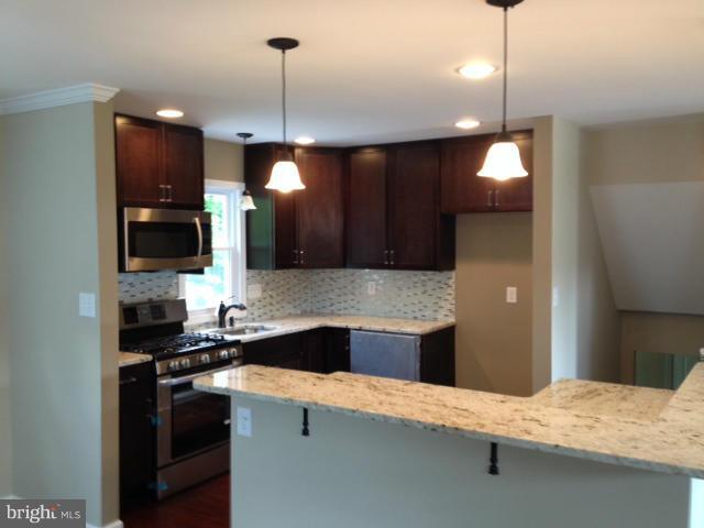 1841 Wycliffe Road Baltimore, MD 21234 - Photo 4 of 13 Kitchen