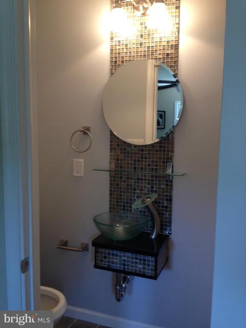 1841 Wycliffe Road Baltimore, MD 21234 - Photo 9 of 13 Bath (Master)
